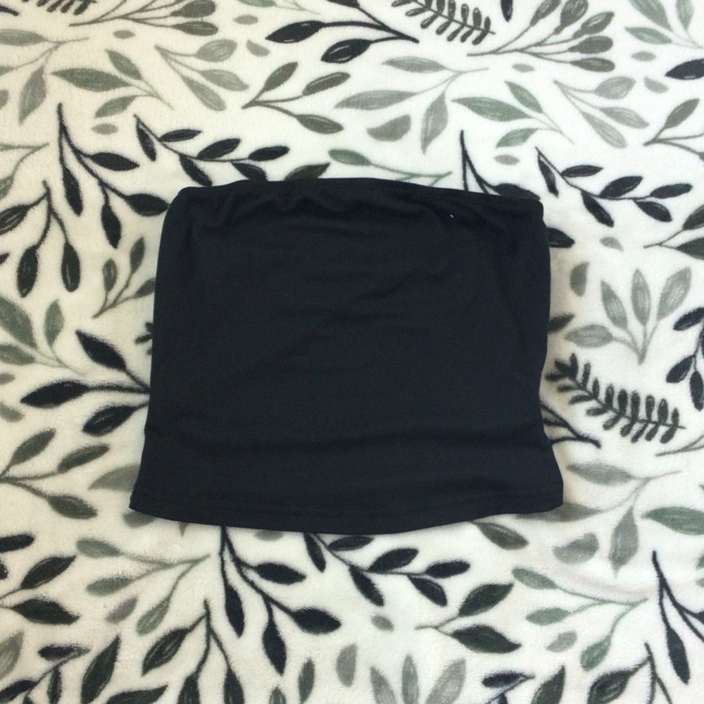 SHEIN Black Crop Top